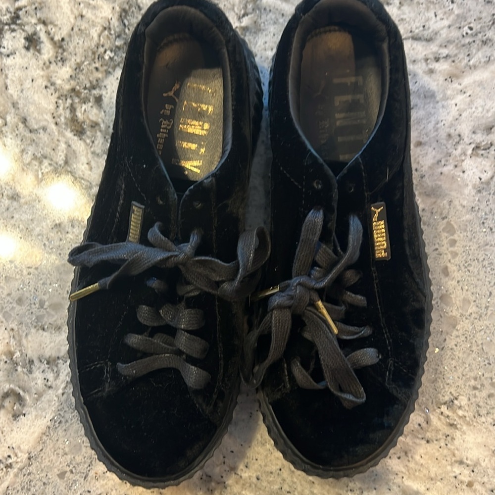 Puma PUMA Women's FENTY by Rihanna Black Sneakers Size 7.5